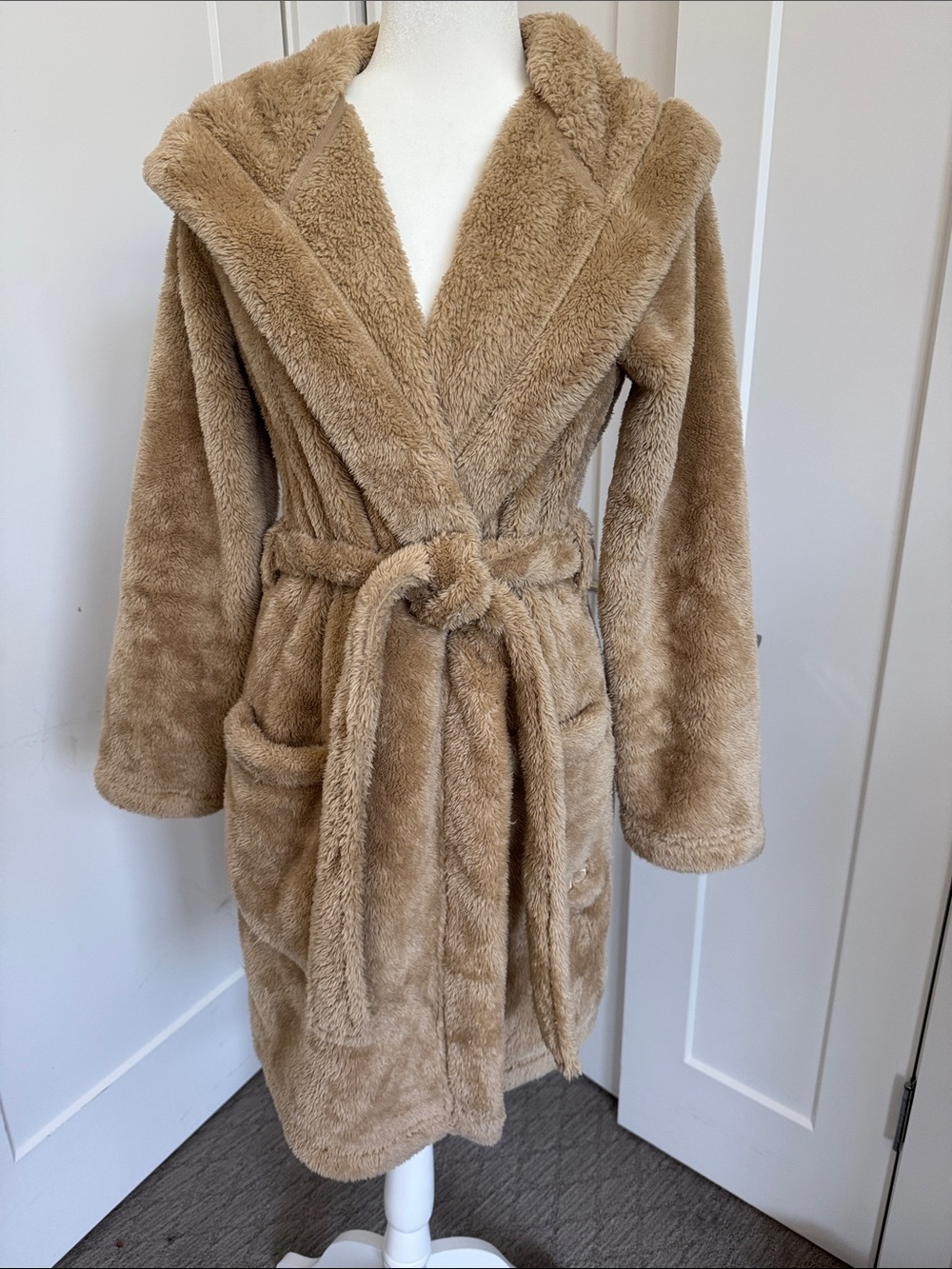 UGG Aarti Tan Plush Hooded Belted Robe
